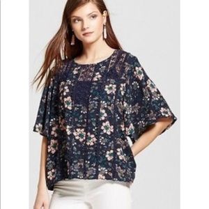 Knox Rose floral blouse